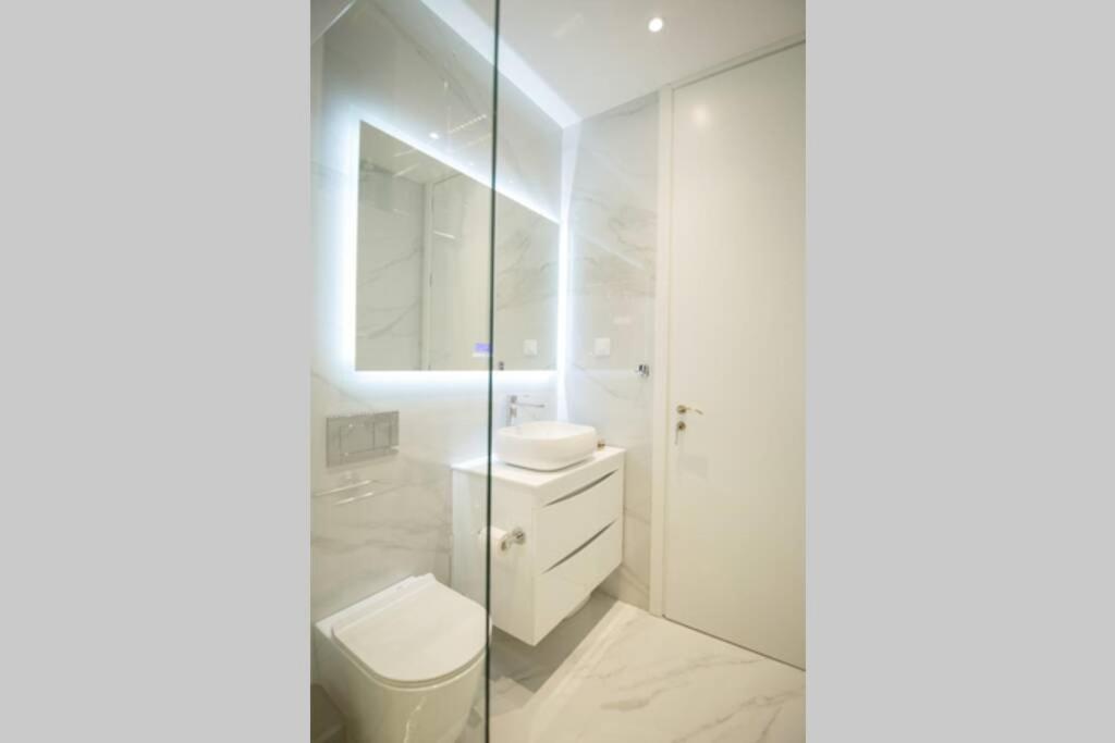 Ecostay-Serenity,Business Class Apartment By The Sea In Alimos Kalamaki Atény Exteriér fotografie
